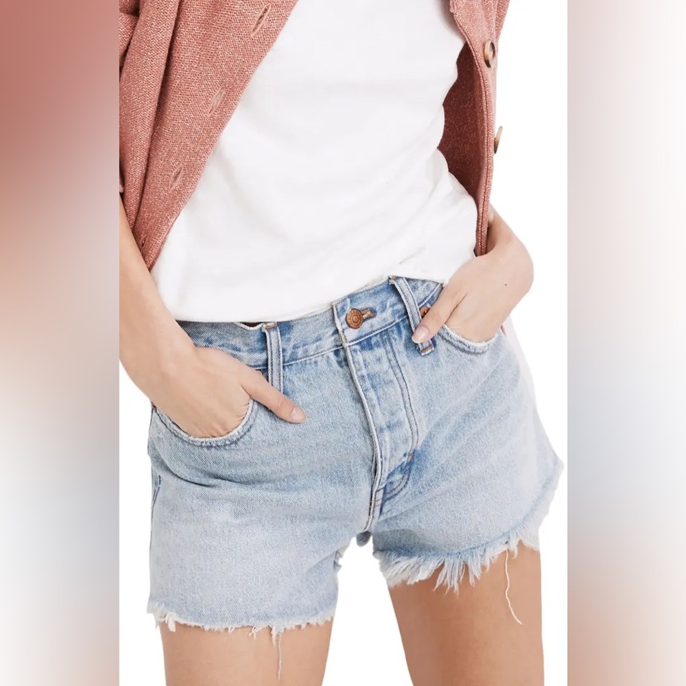 Relaxed Denim Shorts in Cedarcroft Wash |Size 29|